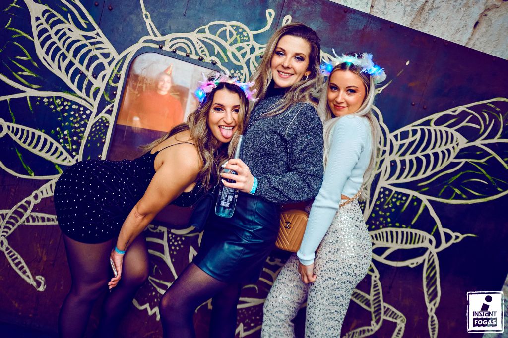 Party képek 2021.12.31. | Szilveszter