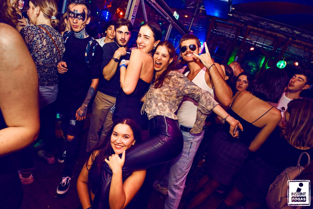 Party photos 31.10.2022. | INSTANT